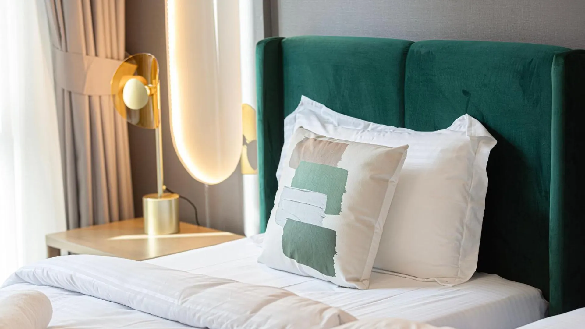 Magnificent Cozy 2 Bedroom In Downtown Dubai Apartment