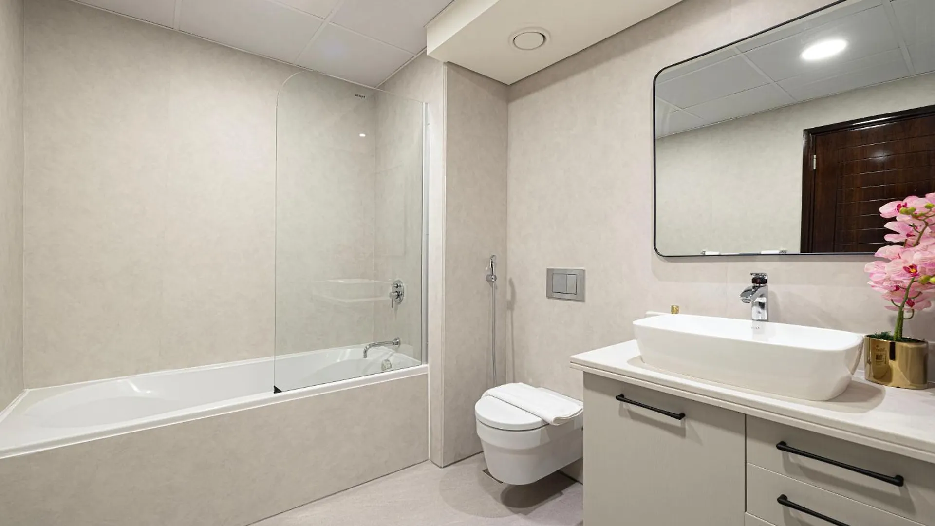 Magnificent Cozy 2 Bedroom In Downtown Dubái Apartamento